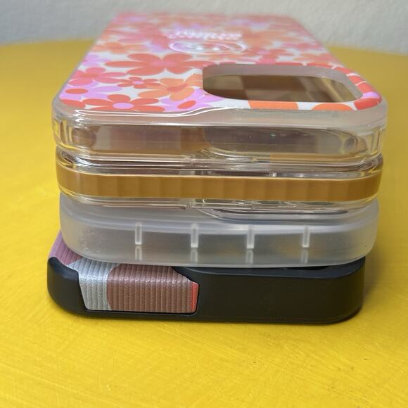 iPhone 15 Pro MagSafe Cases Lot Of 4 Feminine Girly Cases Floral glitter Wavy - Picture 7 of 12